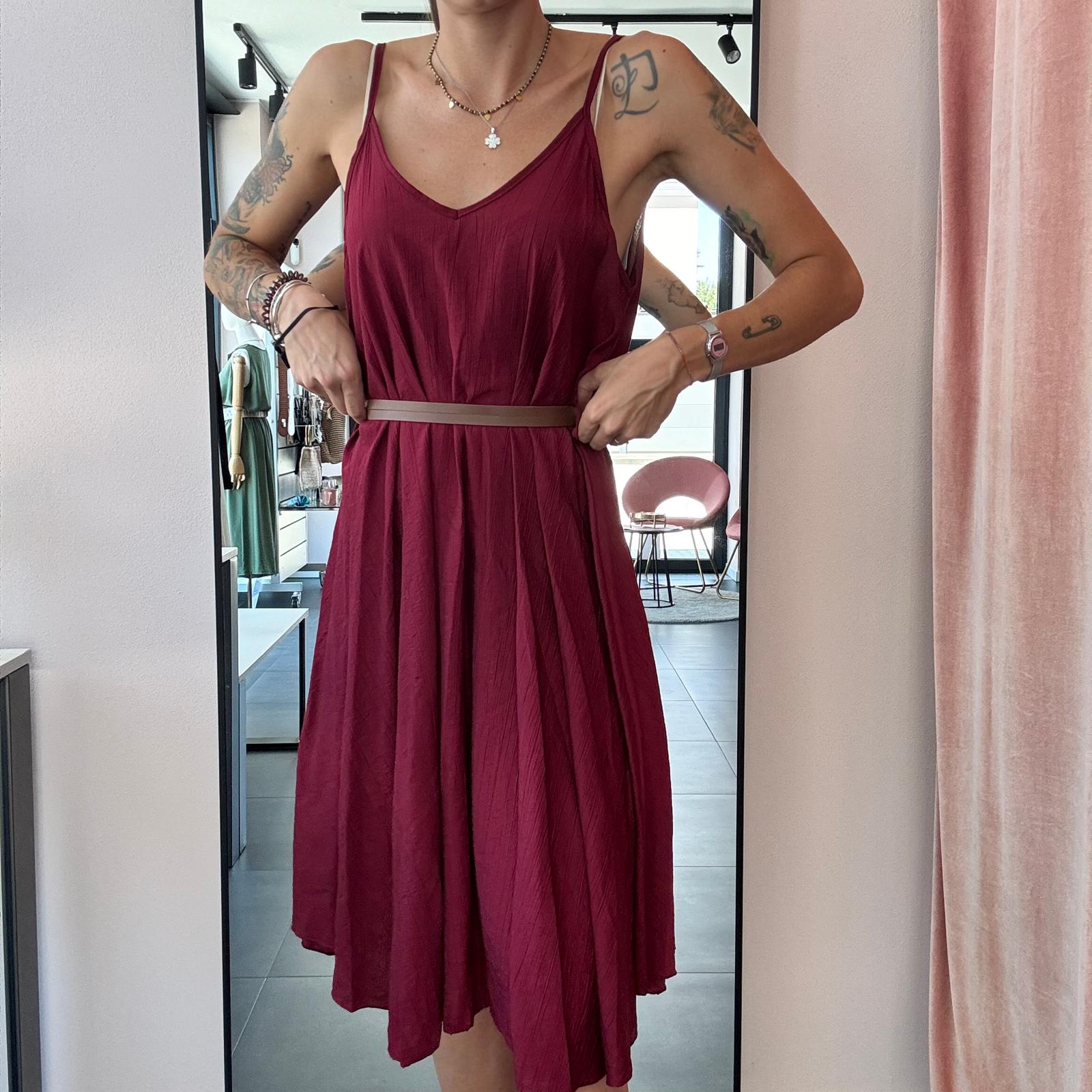 Vestito con spalline e scollo a V – in viscosa leggerissima - immagine 3