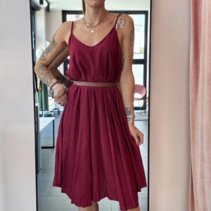 Vestito con spalline e scollo a V – in viscosa leggerissima