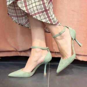 Décolleté in Ecopelle Scamosciata