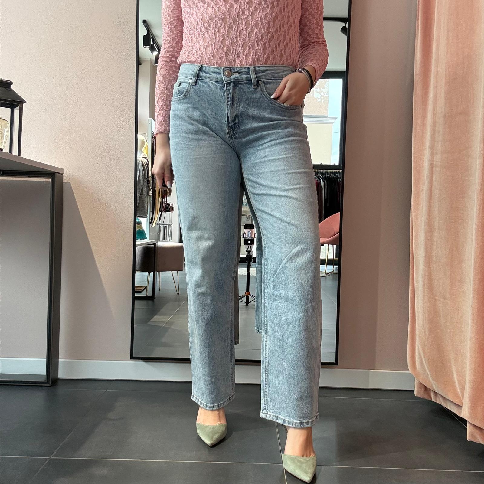 Jeans Fiori Gamba Dritta - immagine 2