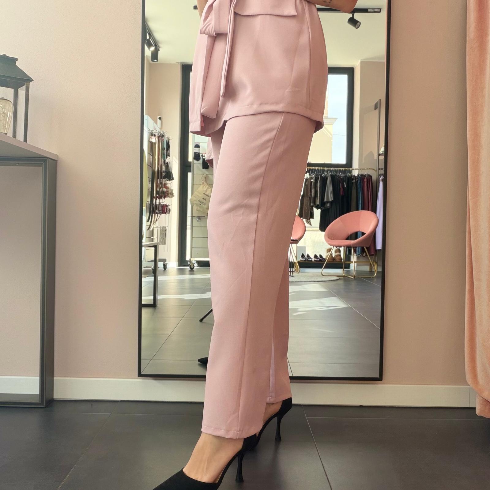 Completo Blazer Smanicato e Pantalone Gamba Larga - immagine 6