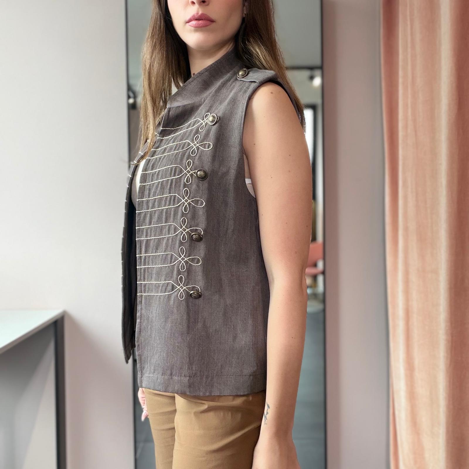 Gilet Stile Militare con Ricami - immagine 2