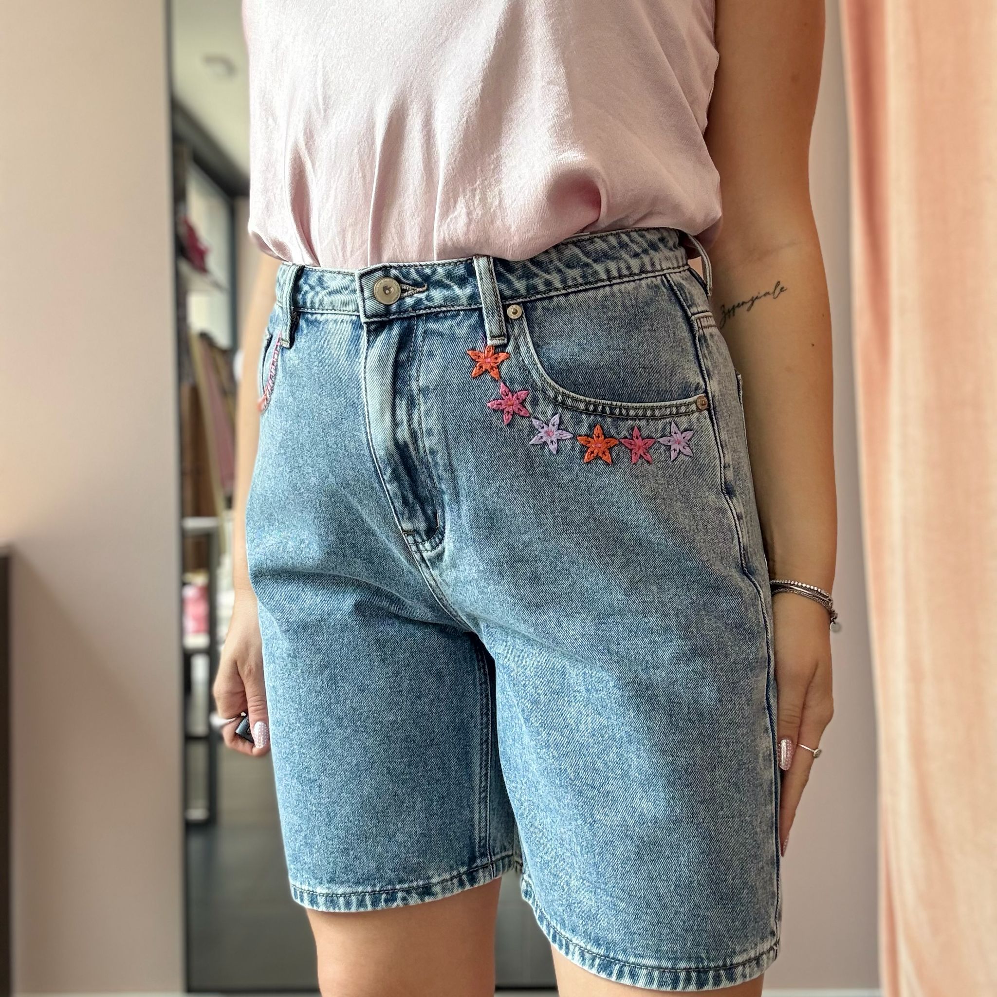 Bermuda Jeans Ricamo Fiori - immagine 7